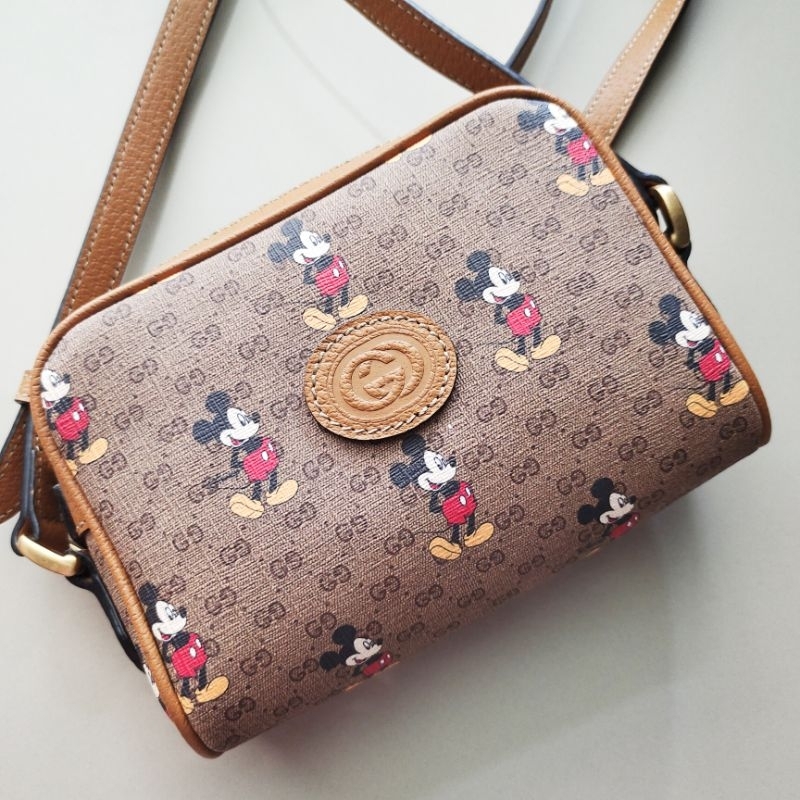 Gucci x Disney Mickey Mouse Crossbody Bag กระเป๋ามือสองตู้ญี่ปุ่น