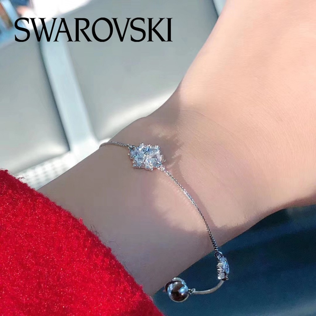 🔥ของแท้100%🔥Swarovski ของแท้ Swarovskiสร้อยข้อมือ สร้อยข้อมือผู้หญิง เครื่องประ ของขวัญ Swarovski Snowflake Strand Bra