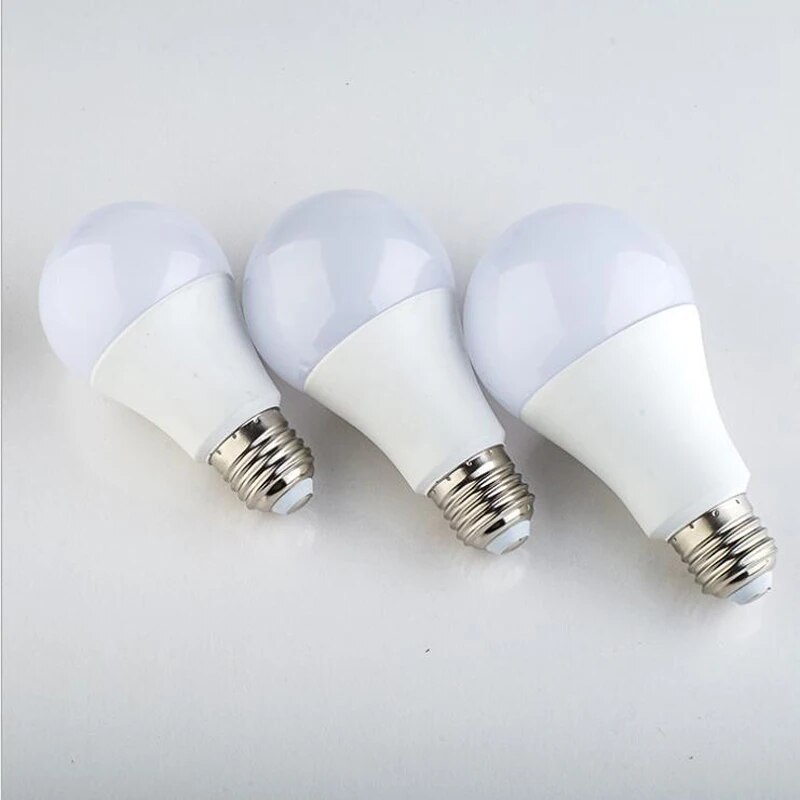 หลอดไฟ หลอดบับ หลอดกลม LED Bulb 9W 13W 15W ขั้วเกลียว E27แสงขาว6500K แสงวอร์ม 3000K