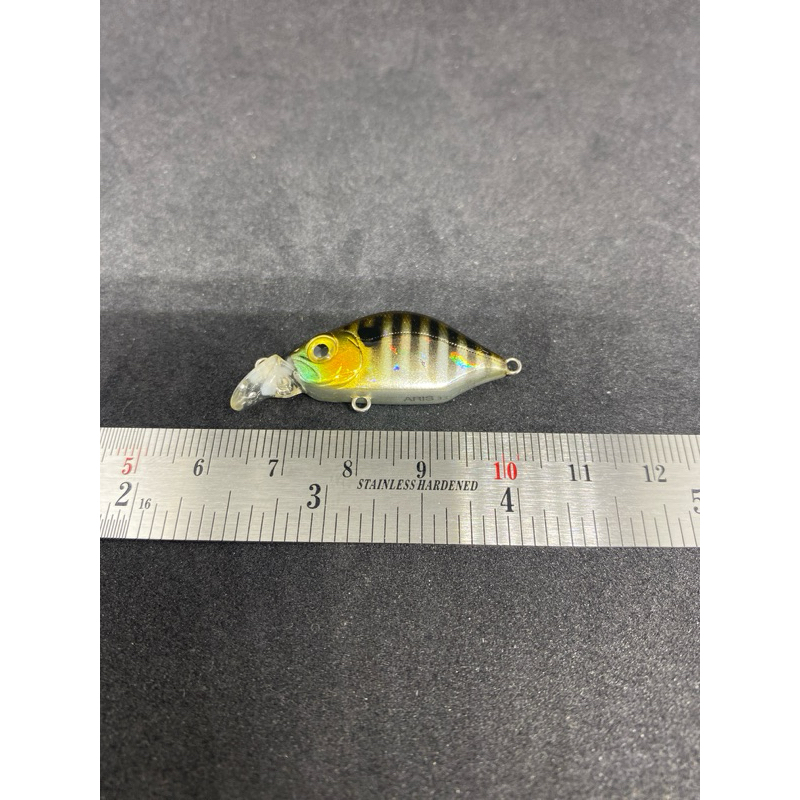 lf aris  33s 3.3 cm  2.8 g