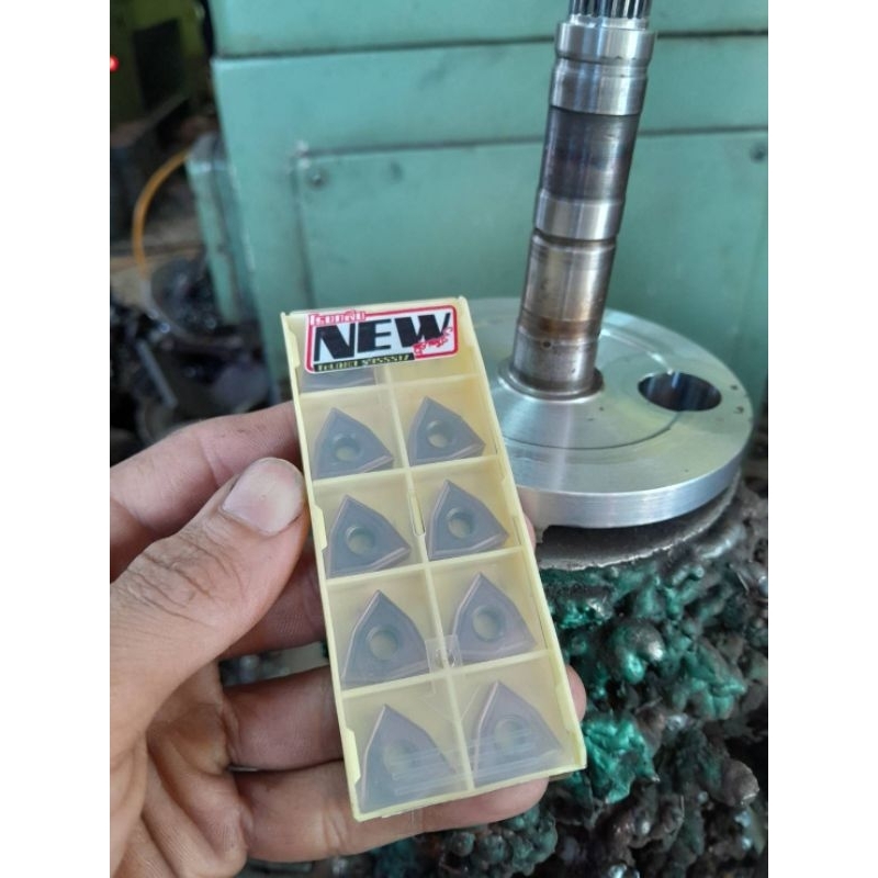 เม็ดมีดงานข้อเหวี่ยงกลึงหยาบ​ กลึงเงา​ ทนการกระแทก เงาๆ​ ของใหม่​มือ​ 1