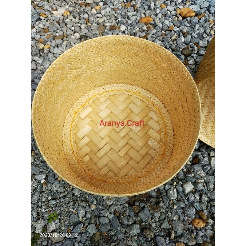 กระติ๊บ แอ๊บข้าว กล่องข้าว ไม้ไผ่ มีขาไม้ไขว้ ขนาด  7,8,9,10,12 นิ้ว ข้อมูลเพิ่มอ่านด้านล่าง - รูปที่ 4