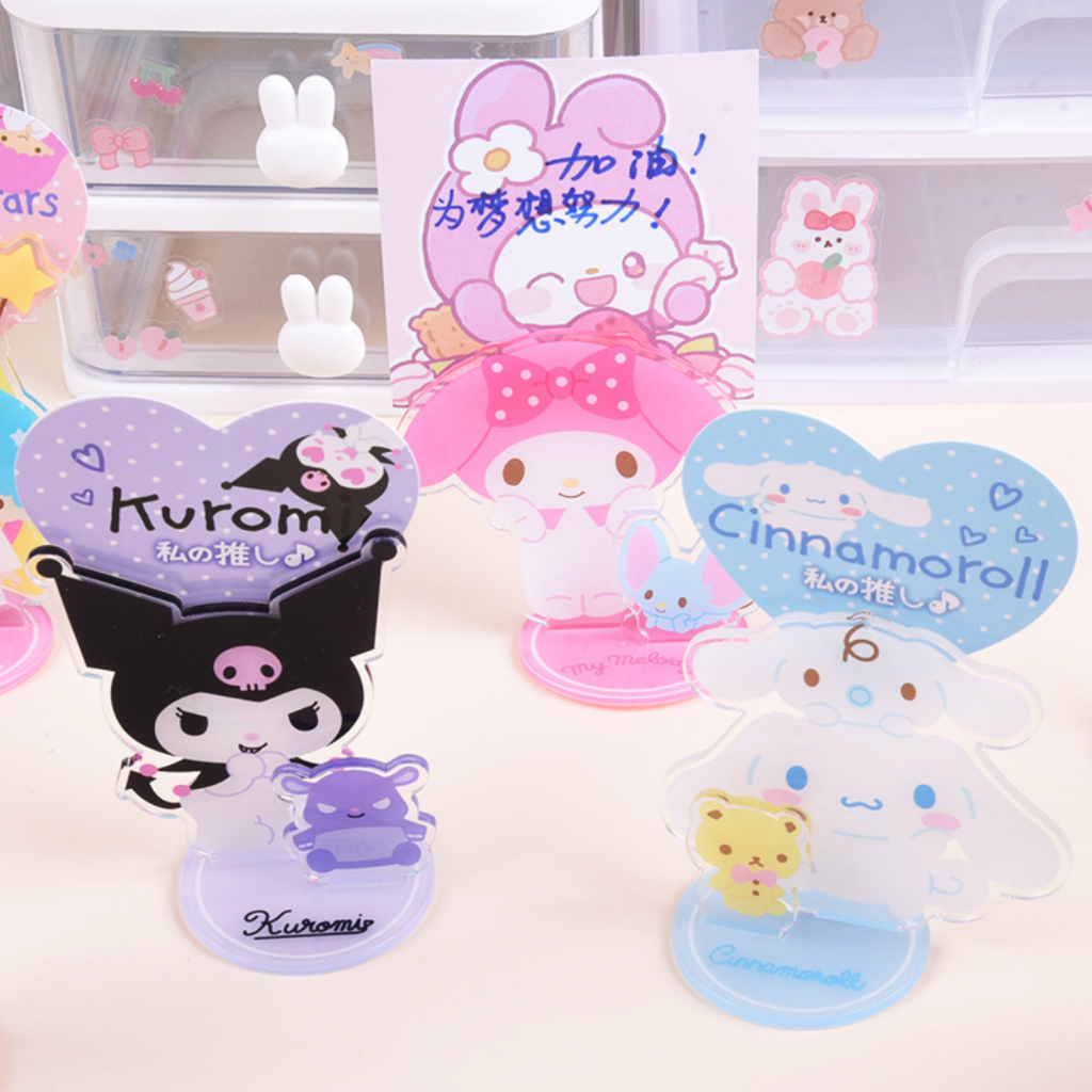พร้อมส่ง💕 อะคริลิคสแตนด์  มีที่หนีบกระดาษ ตกแต่งโต๊ะทำงาน