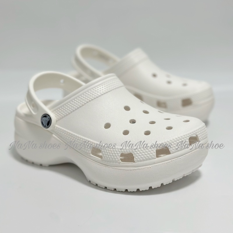 crocs classic platform ถูกกว่าshop ใส่ได้ทุกฤดูกาล [สินค้ามีพร้อมส่งจะส่งที่ไทย]