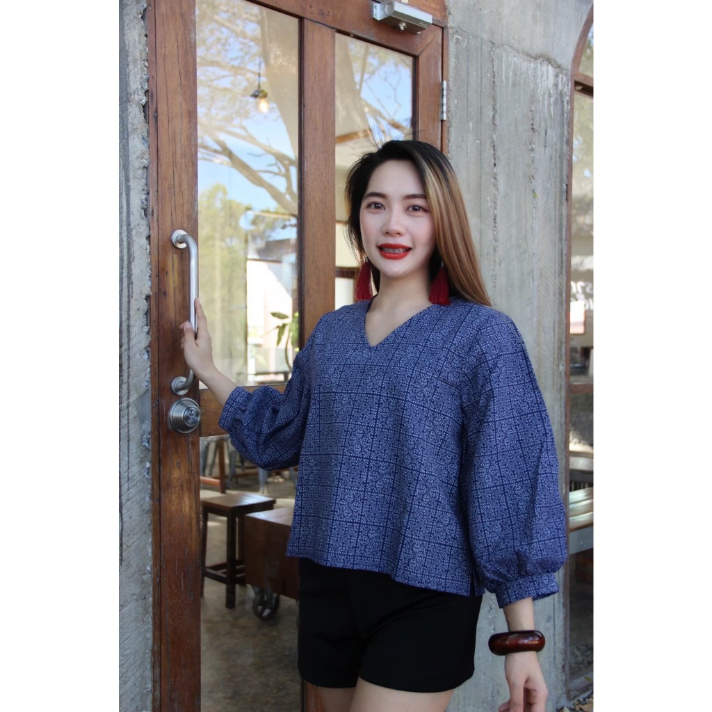 เสื้อผ้าฝ้ายพิมพ์ลายแบบแขนยาว สวมใส่สบาย ผ้าไทย [ฟรีไซร้]