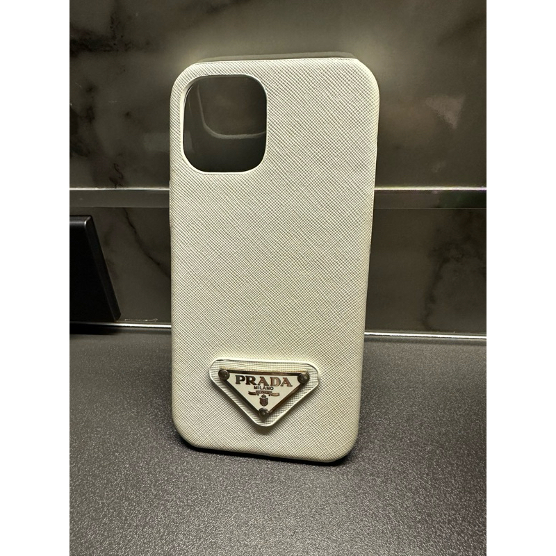 Case IPhone 12 Pro Max - Prada เป็นหนังสีขาว