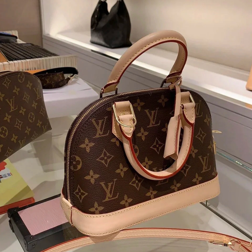 Louis Vuitton/handbag shoulder bag/shell bag/ALMA BB/100% authentic