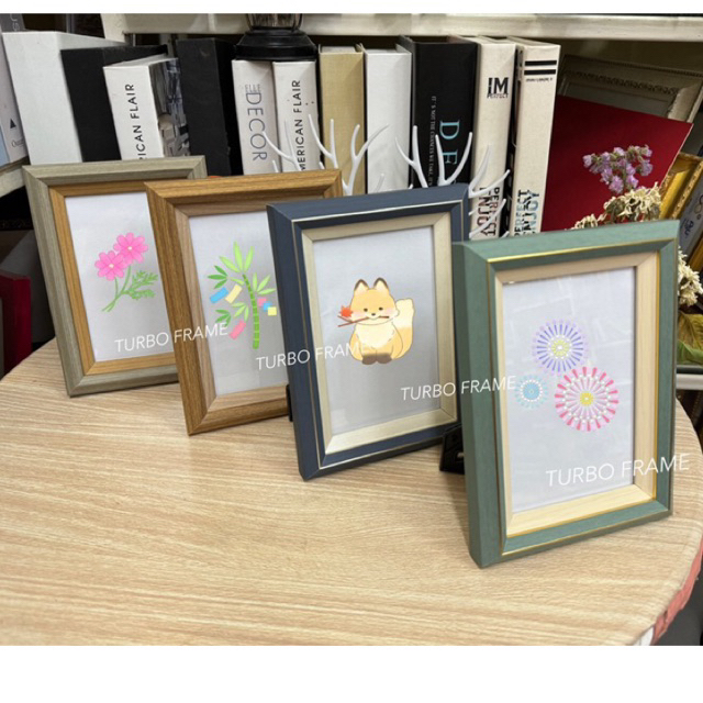 กรอบรูปแต่งบ้านแนววินเทจ ขนาดภาพ 3.5x5”, 4x6”,5x7”,6x8”, A5’ 7x9” พร้อมกระจก ขาตั้ง หูแขวนผนัง