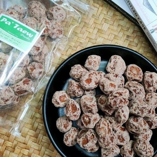 บ๊วยพุทราป้าแต๋ว รสชาติเค็มๆหวานๆ ขนาด250และ500กรัม