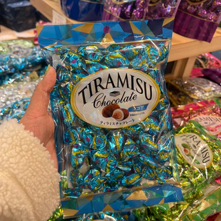 ‼️นำเข้าจากญี่ปุ่น‼️ของใหม่พึ่งถึงไทย👍🏻 Tiramisu Chocolate อัลมอนด์กรุบกรอบ เคลือบด้วยช็อกโกแลตทีรามิสุ หอมหวาน อร่อย