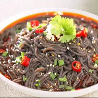 เส้นดำ รากเฟิร์น เพื่อสุภาพ แคลต่ำ ไม่อ้วน เส้นเหนียวนุ่ม อร่อย ขนด 500g 蕨根粉丝