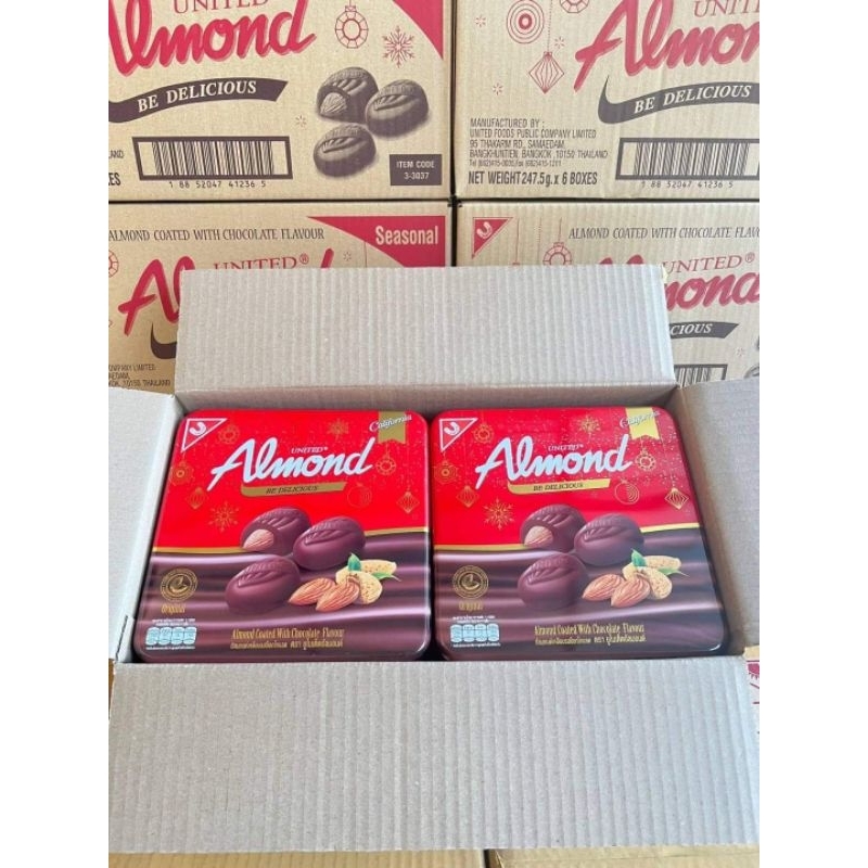 ช็อคโกแลตเคลือบอัลมอนต์ United Almond  ยกลัง 6 กล่อง รุ่นใหม่กล่องทรงสี่เหลี่ยม ยกลัง