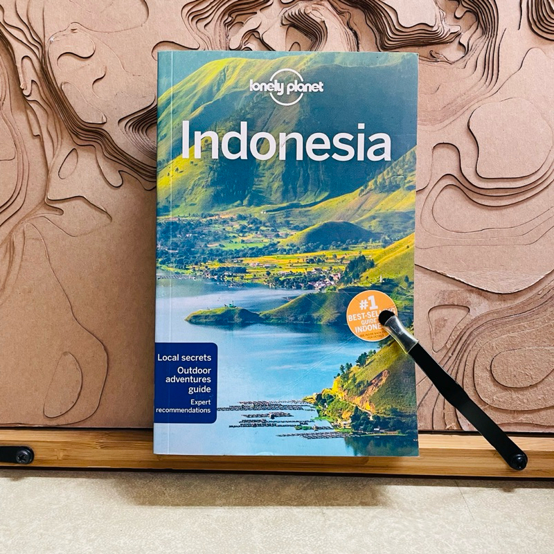 ค422 lonely planet Indonesia #1 BEST GUIDE TO INDONESIA Local secrets Outdoor adventures guide Expert recommendations
