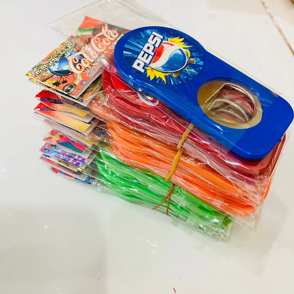 ที่เปิดขวดแบบ แม่เหล็กติดตู้เย็น รูปฝาขวดน้ำอัดลม แบบยกโหล(12ชิ้น) พร้อมส่ง