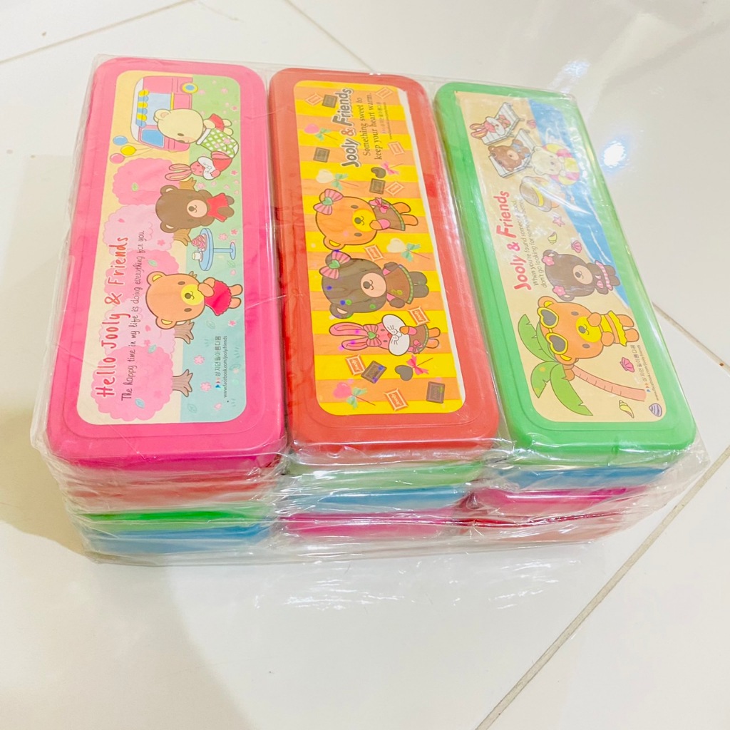 กล่องดินสอร่องน้ำฝาเรียบ  แบบยกโหล (12ชิ้น) พร้อมส่ง