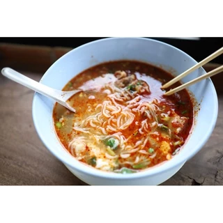ก๋วยจั๊บอุบล สูตรเจ น้ำซุปเห็ดหอม 10 ซอง(แถมโปรตีนเกษตร)​ สำเร็จรูป