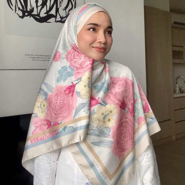 ผ้าคลุม Imallis ผ้า Satin