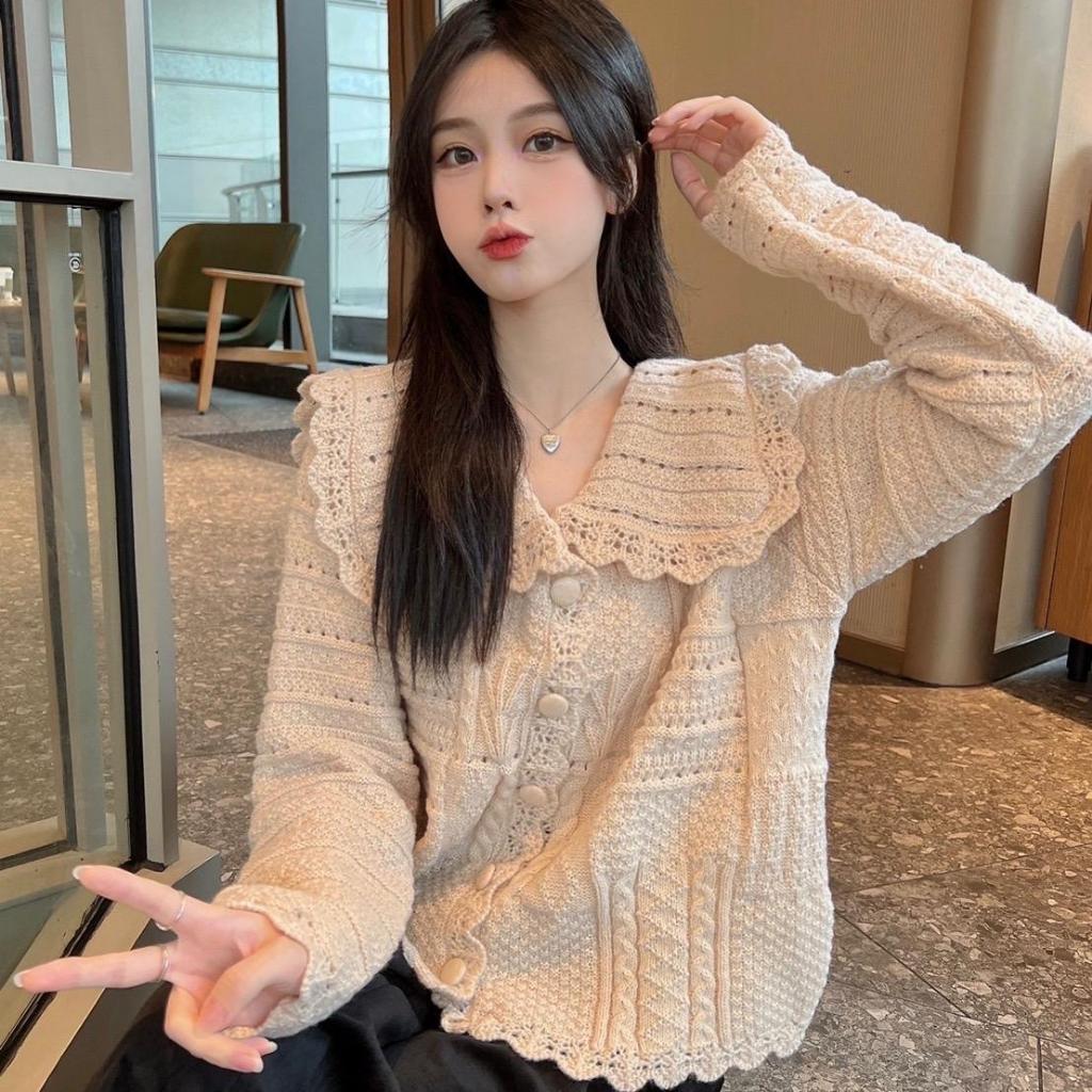 K112 เสื้อคอตุ๊กตา ผ้าถัก ฉลุลาย  น่ารักมาก