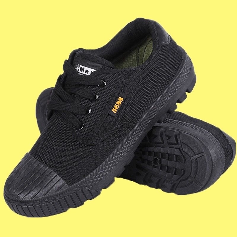 รองเท้าผ้าใบสีดำB02 มีขนาด 38-45 งานไม่มีกล่องนะคะ สินค้าพร้อมส่งจากไทยนะคะ