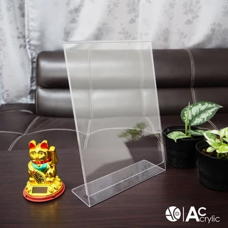 ป้ายอะคริลิคตั้งโต๊ะ A4 แนวตั้ง 21x30 cm อะคริลิคใส 1 หน้า ทรง L (A4P1P)