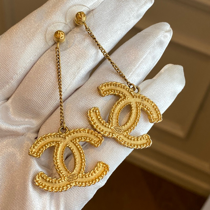 🔥Sold Out🔥Chanel earrings Vintage ต่างหู Chanel วินเทจ มือสอง ของแท้ 💯%