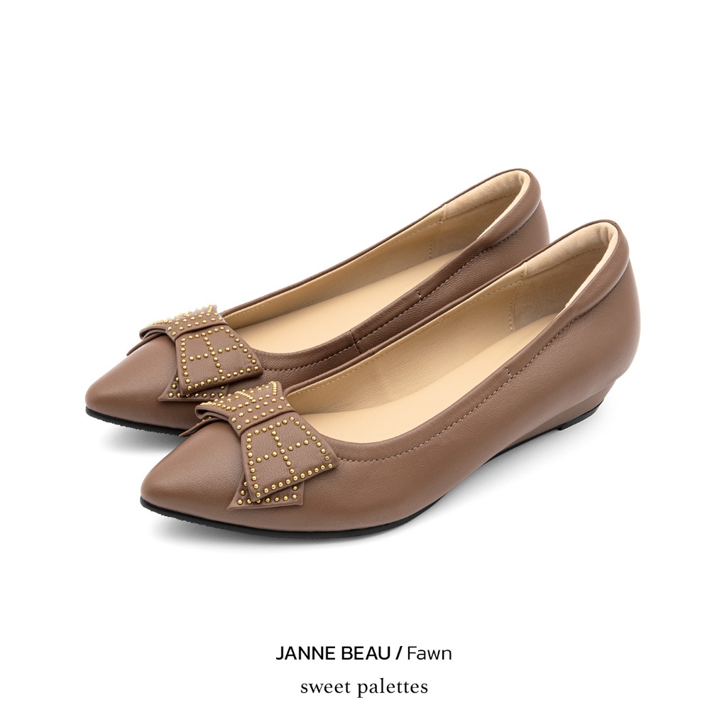 Sweet Palettes รองเท้าหนังแกะ Janne Beau Fawn