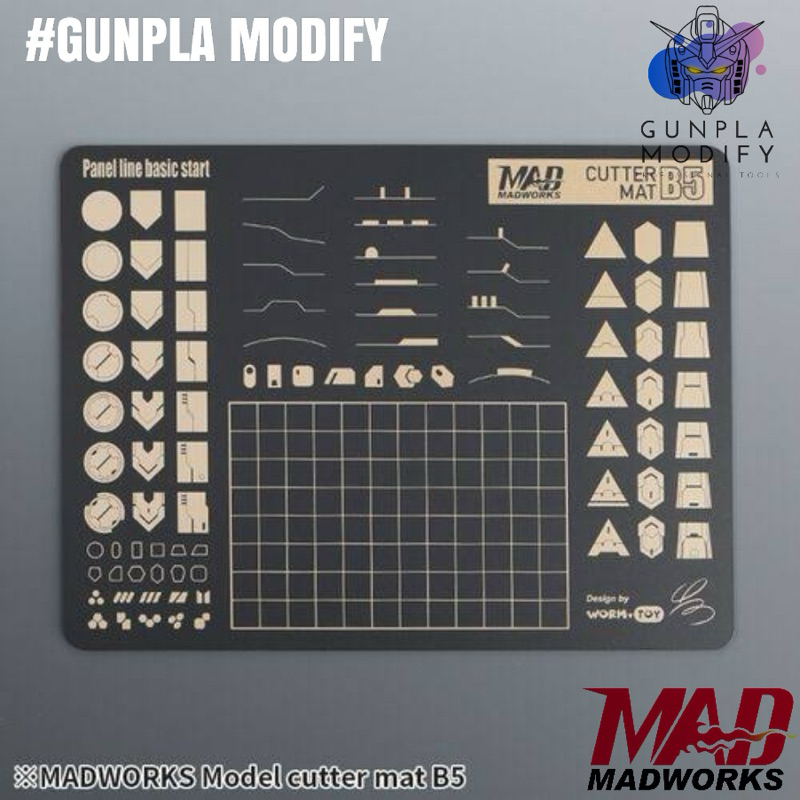 MADWORKS MH-05 แผ่นรองตัดขนาด B5 พร้อมแม่แบบเดินลาย Cutting Mat with Panel Lines Samples