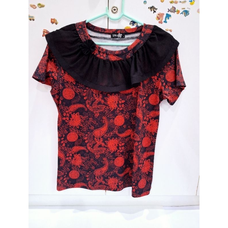 เสื้อผ้ายืด SPN แต่งคอผ้าชีฟอง