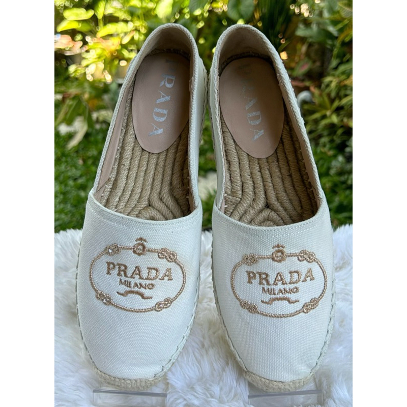 รองเท้า Prada Logo Women's White Espadrilles มือสองแบรนด์แท้