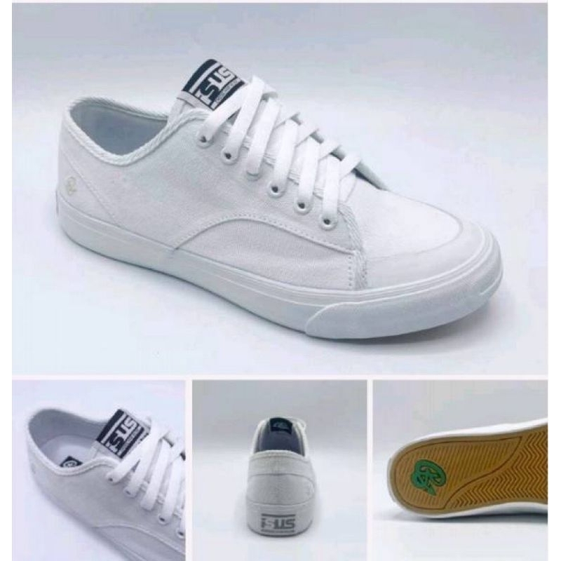 Breaker รองเท้านักเรียนรุ่นISUS