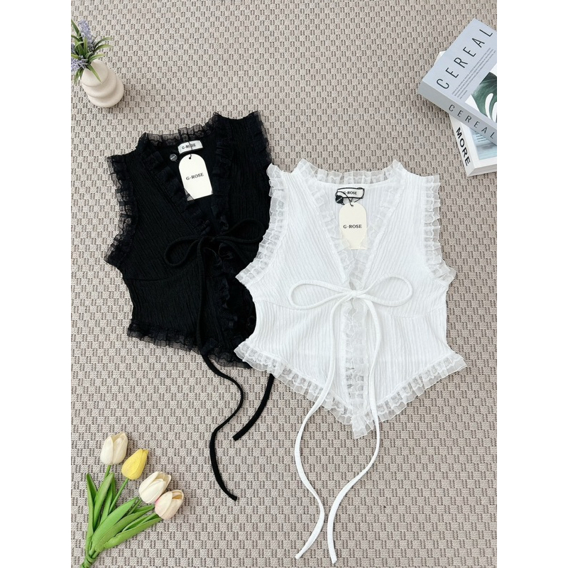 เสื้อแขนกุดแต่งขอบลูกไม้ ผูกหน้าผ้าลอน G-Rose