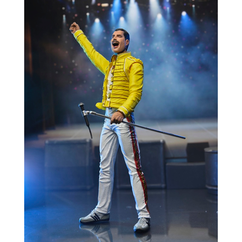 QUEEN Freddie Mercury (Yellow Jacket) Action Figure 18 cm