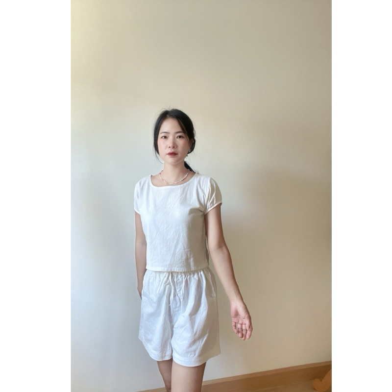 เสื้อครอปผ้าฝ้าย ดีเทลแขนตุ๊กตา ผ่าข้าง top crop - รูปที่ 3