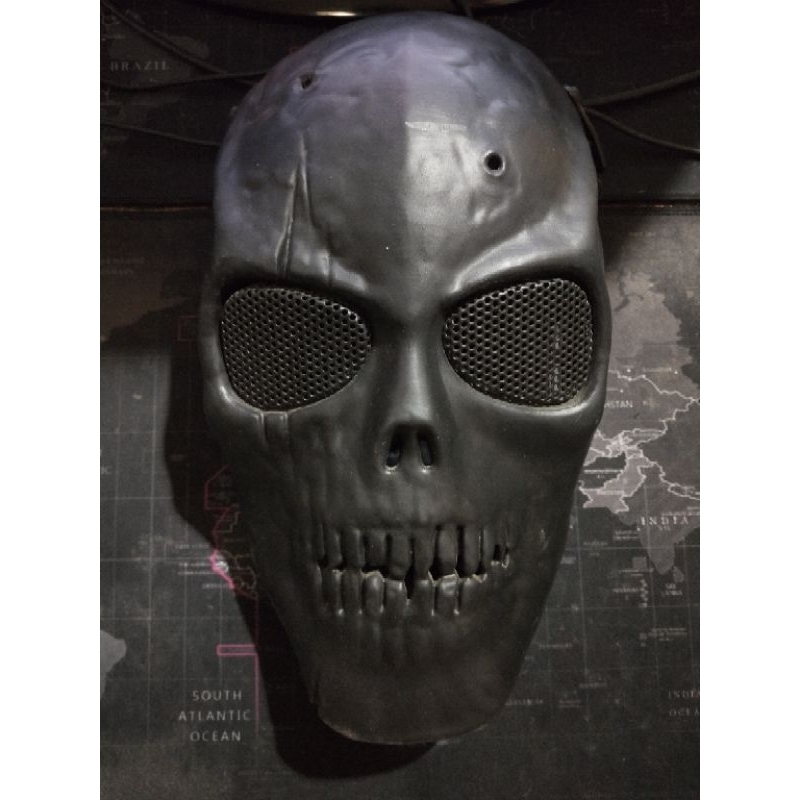 หน้ากากหัวกระโหลกสีดำ (BBGUN)