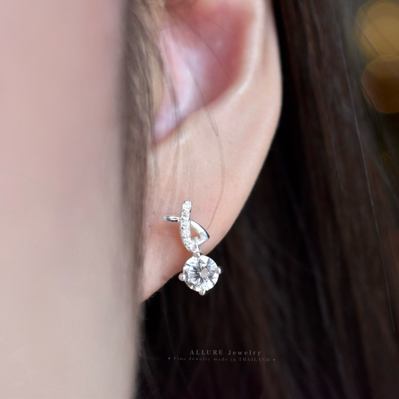 ต่างหูเงินแท้ 925 ประดับเพชร CZ Swiss diamond [ 𝐄𝐥𝐥𝐞𝐧 - 𝐀𝐥𝐥𝐮𝐫𝐞 𝐉𝐞𝐰𝐞𝐥𝐫𝐲 ]
