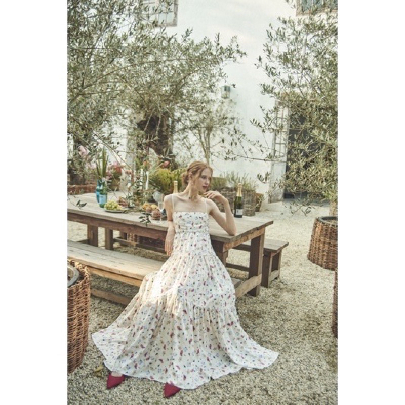 #ส่งต่อ #Pleased Helena Festive เดรสสายเดี่ยว ระบายสามชั้นค่ะ