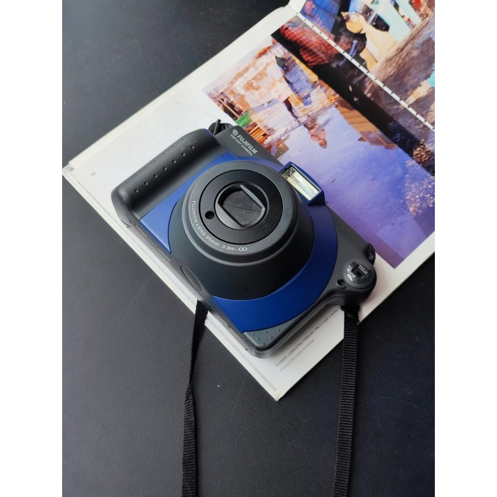 กล้องฟิล์มมือสอง Fujifilm instax 100