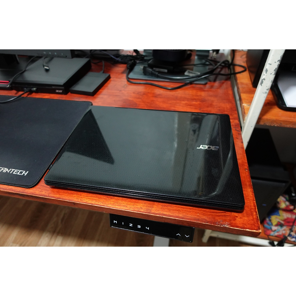 Acer Aspire E5-471G Core I5-5200U Ram DDR3 8GB SSD 240GB HDD 1TB การ์ดจอ GeForce 820M จอ 14นิ้ว