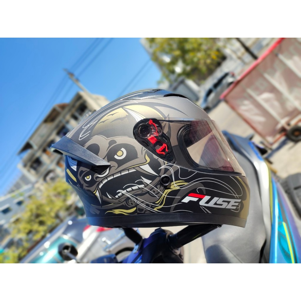 หมวกกันน็อคเต็มใบ FUSE RAZOR SP