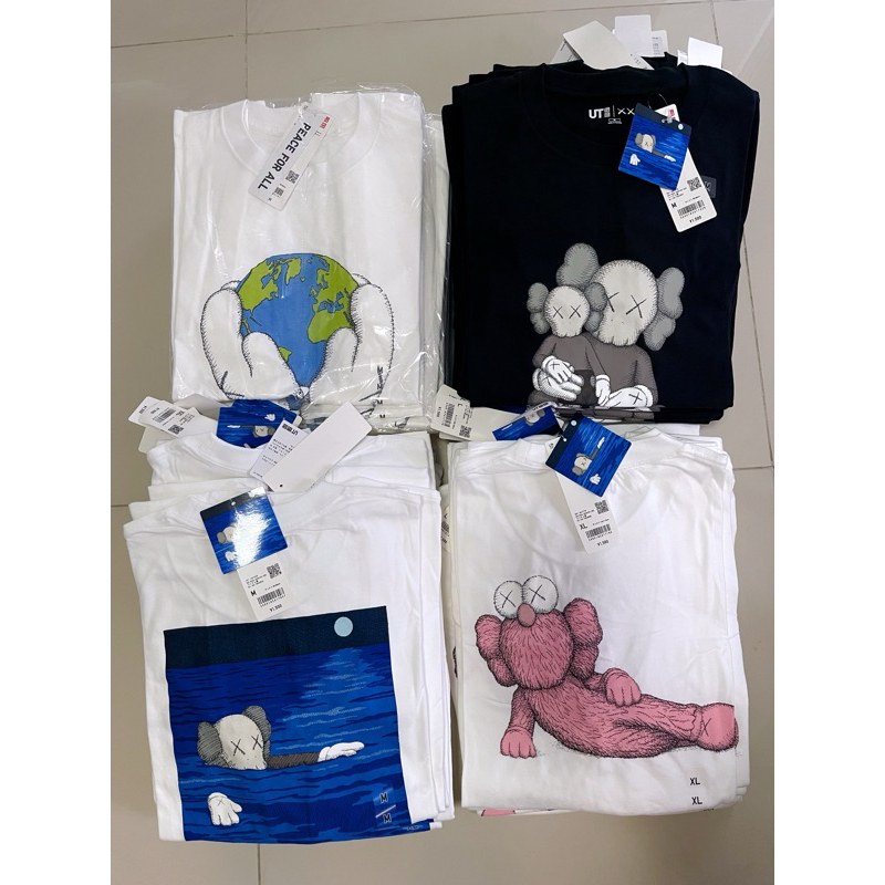 UNIQLO พร้อมส่ง หิ้วเองจาก Shop ญี่ปุ่น ของแท้ คอลเล็คชั่น KAWS x UNIQLO