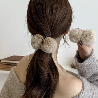 Fur Ball กิ๊บติดผมปอมปอม ลูกกลม ขนฟู ละมุน น่ารัก กิ๊บหนีบผม กิ๊บเกาหลี