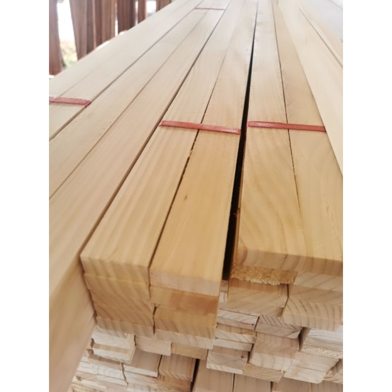 ไม้สนนอก​ D.I.Y​ ขนาดหนา​ 1.7​ cm.กว้าง​ 4.2​ cm.ยาว​ 80cm.​ 1​ มัด=10ชิ้น