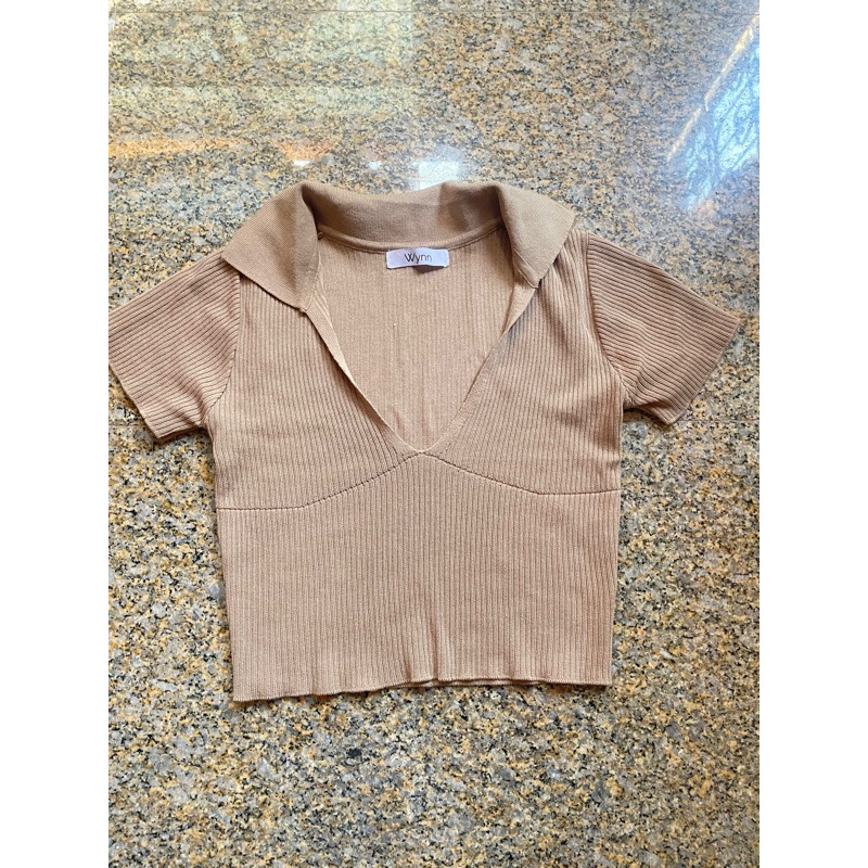 เสื้อครอป Wynn มือ1 ผ้านุ่ม