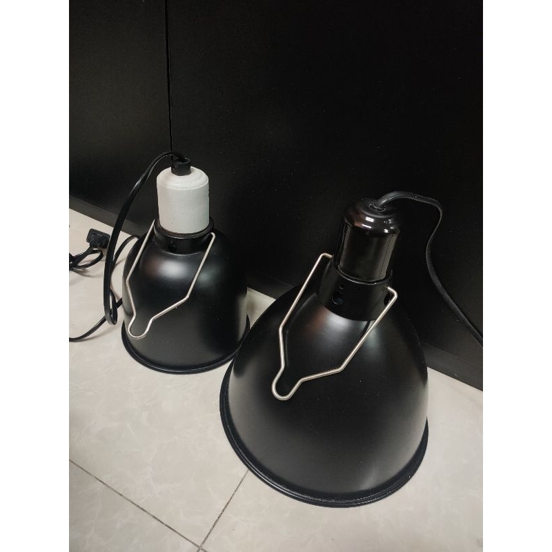 โคมไฟสำหรับหลอดไฟ UVA/UVB