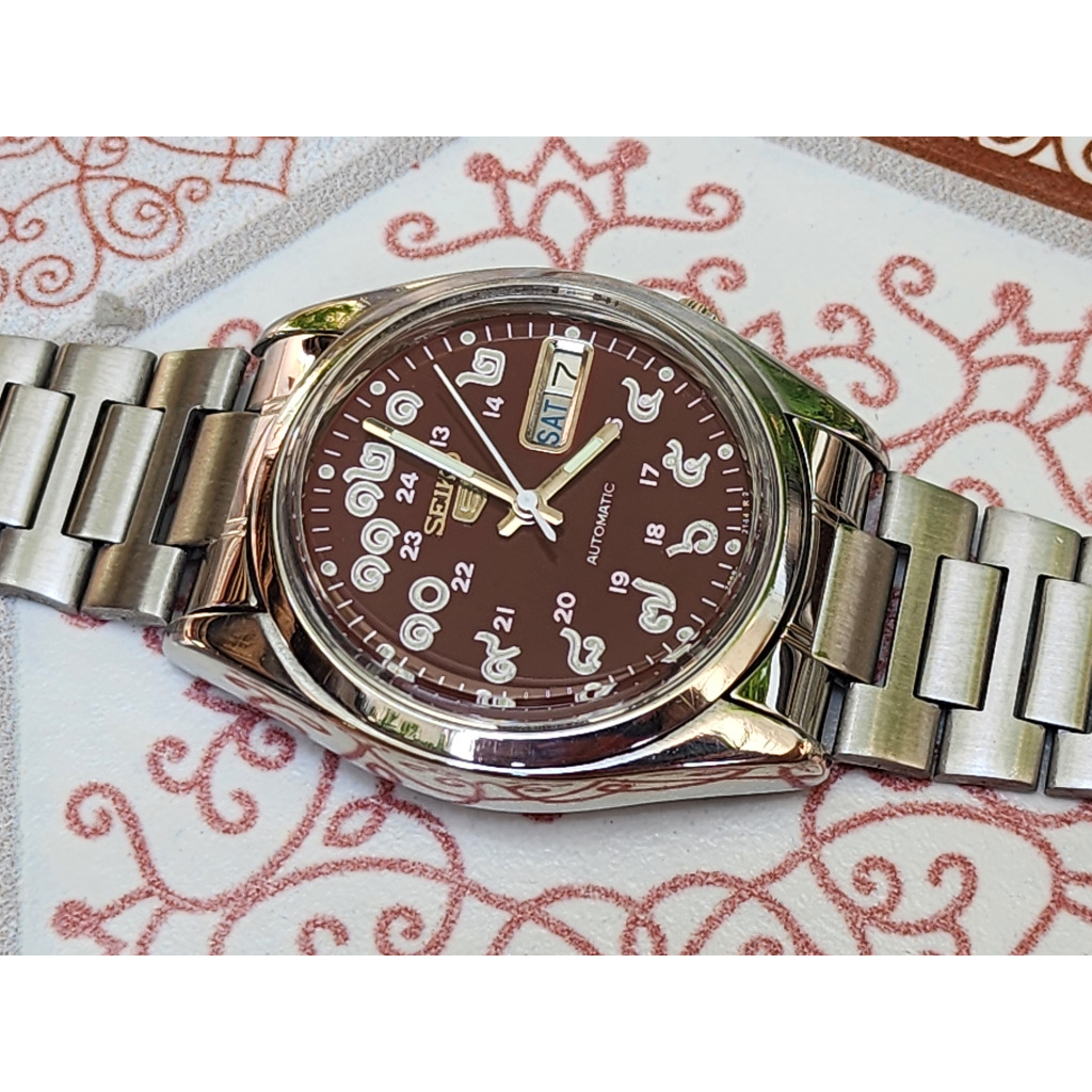 Seiko 7009 Modify เลขไทย หน้าปัดสีแดง สภาพสวย ระบบออโตเมติค 7009