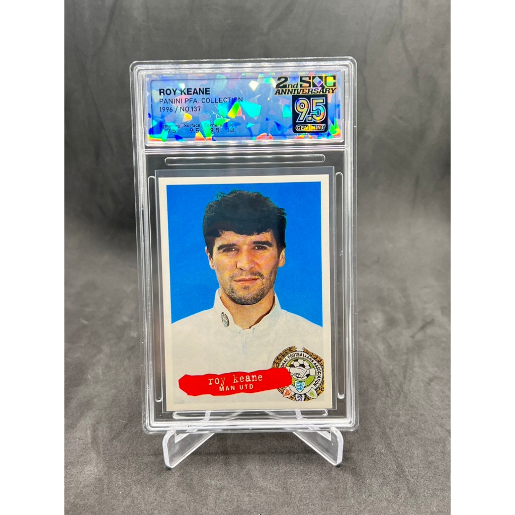 การ์ดนักฟุตบอล Roy Keane / Panini PEA. Collection 1996/NO.137 / SQC Graded 9.5 Gem Mint + FREE GIFT