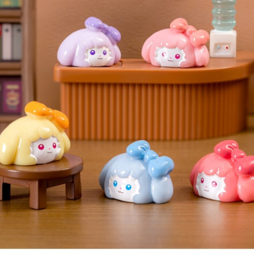 สาวน้อยหลากสีติดโบว์ (ราคา/1ชิ้น) ตุ๊กตาแต่งสวน จัดสวนถาด ไม้ดัด โมเดล ตกแต่งบ้าน ของสะสม พร็อพถ่ายรูป