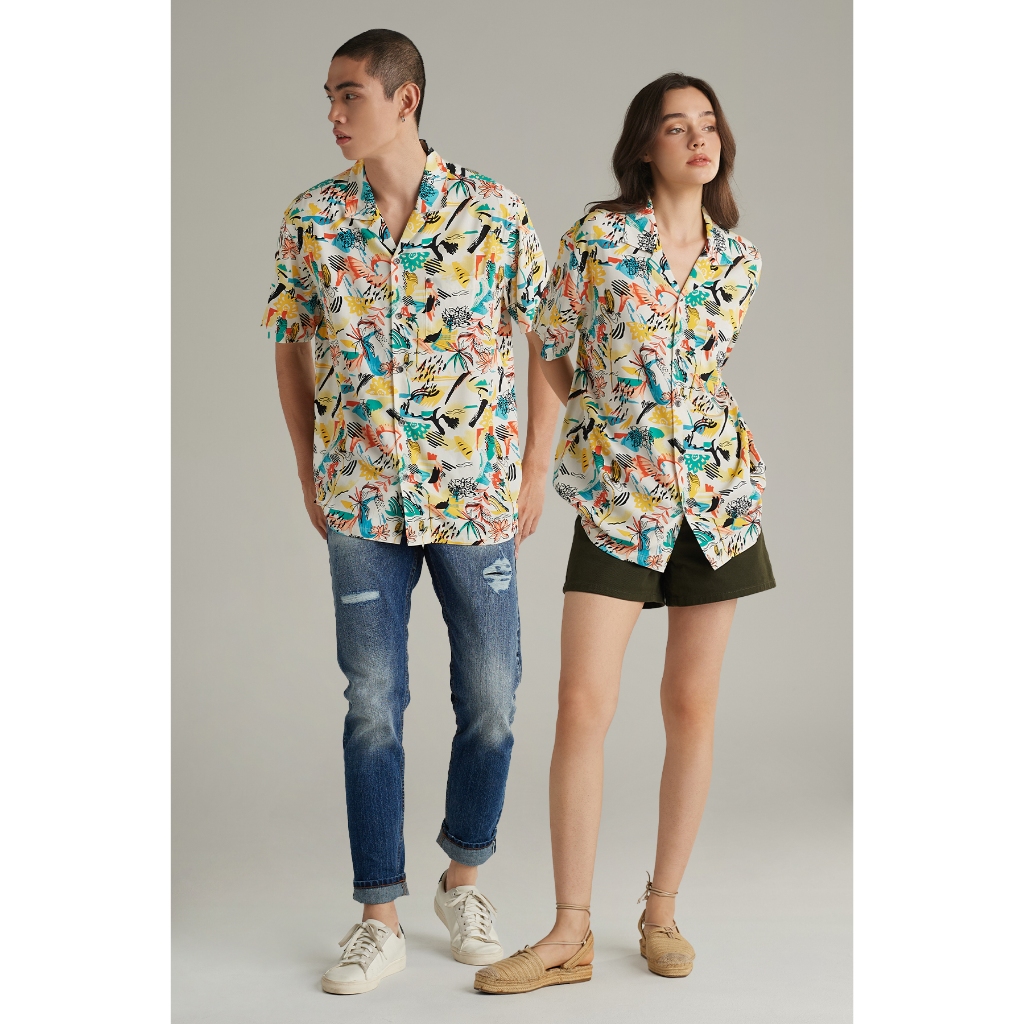 Mc jeans เสื้อเชิ้ต Unisex เสื้อฮาวายแขนสั้น สีขาวออฟไวท์ พิมพ์ลาย MSSZ236