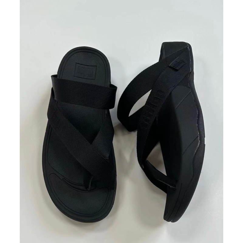 รองเท้าเเตะ fitflop สลิงรุ่นใหม่ สวย ใส่ได้ทั้ง หญิงและชายไซร้ 36----44