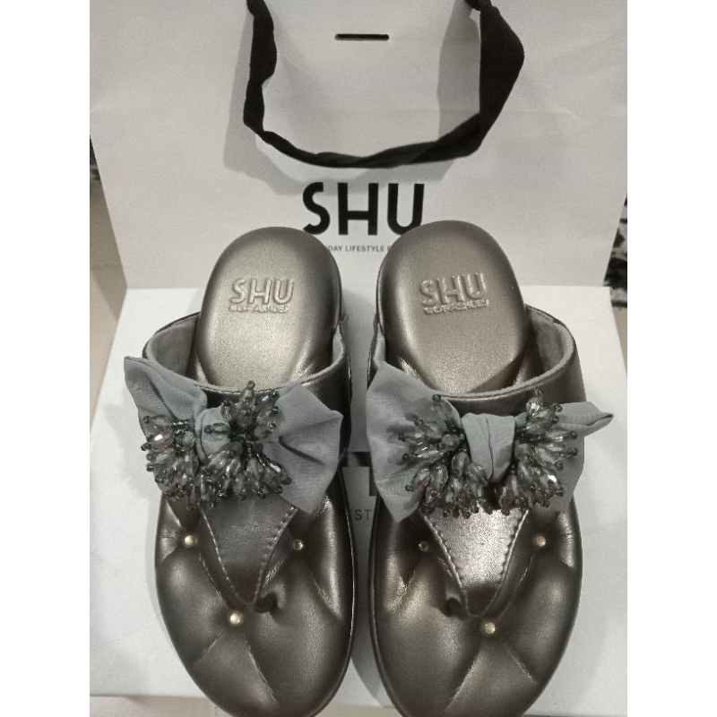 รองเท้า shuberry sofa shoes